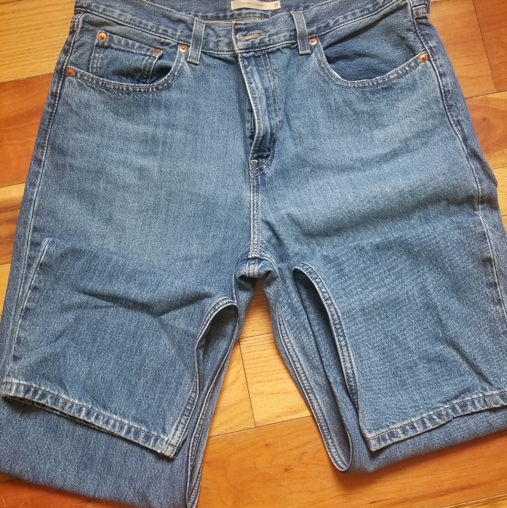 Classic Mom Jeans! Size 31
